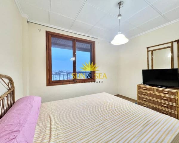 Apartamento de 3 habitaciones en Playa del Acequión, Torrevieja en venta con piscina garaje - 250.000 € (Ref: 9137516)