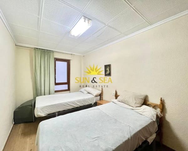 Apartamento de 3 habitaciones en Playa del Acequión, Torrevieja en venta con piscina garaje - 250.000 € (Ref: 9137516)