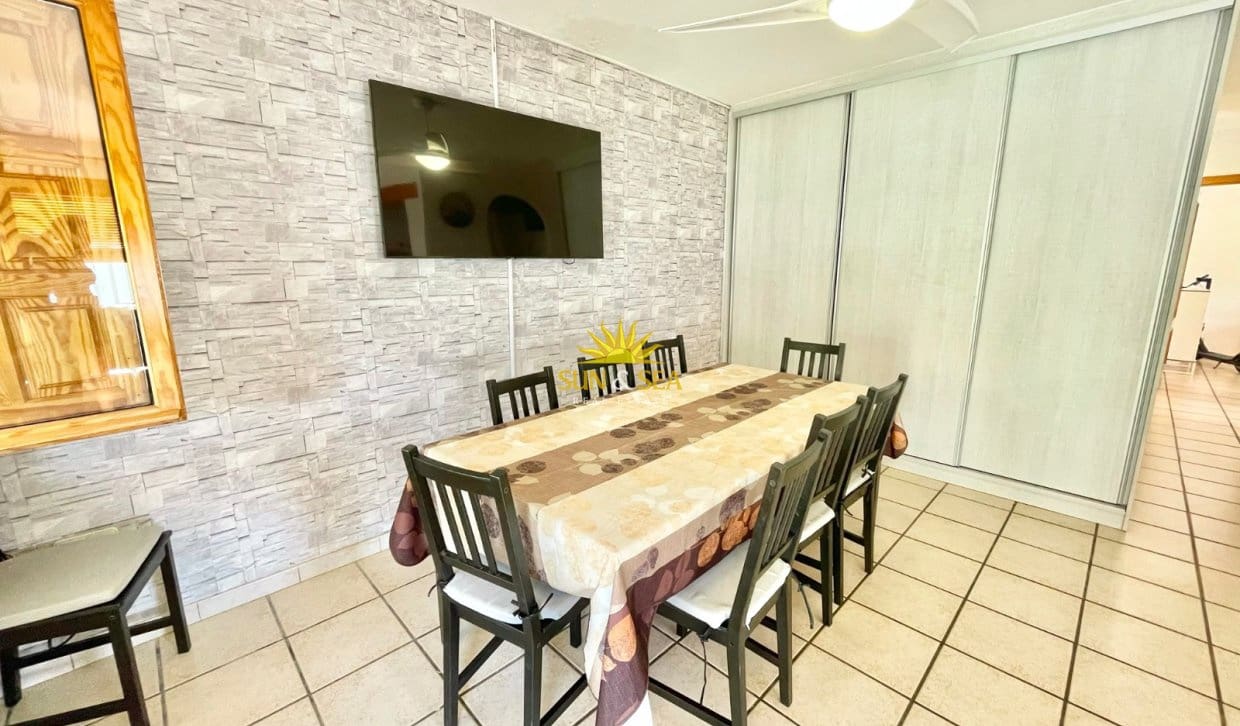 3 soveværelse Villa til leje i Torre de la Horadada med garage - € 800 (Ref: 9138495)