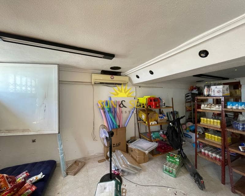 2 soveværelse Erhverv til leje i Los Cuarteros - € 500 (Ref: 9138860)