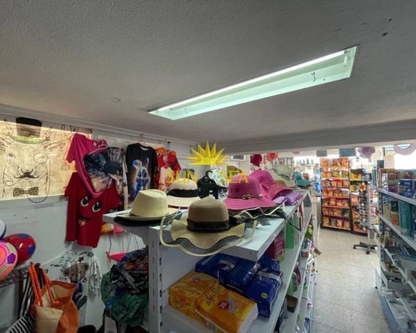 2 soveværelse Erhverv til leje i Los Cuarteros, San Pedro del Pinatar - € 500 (Ref: 9138860)