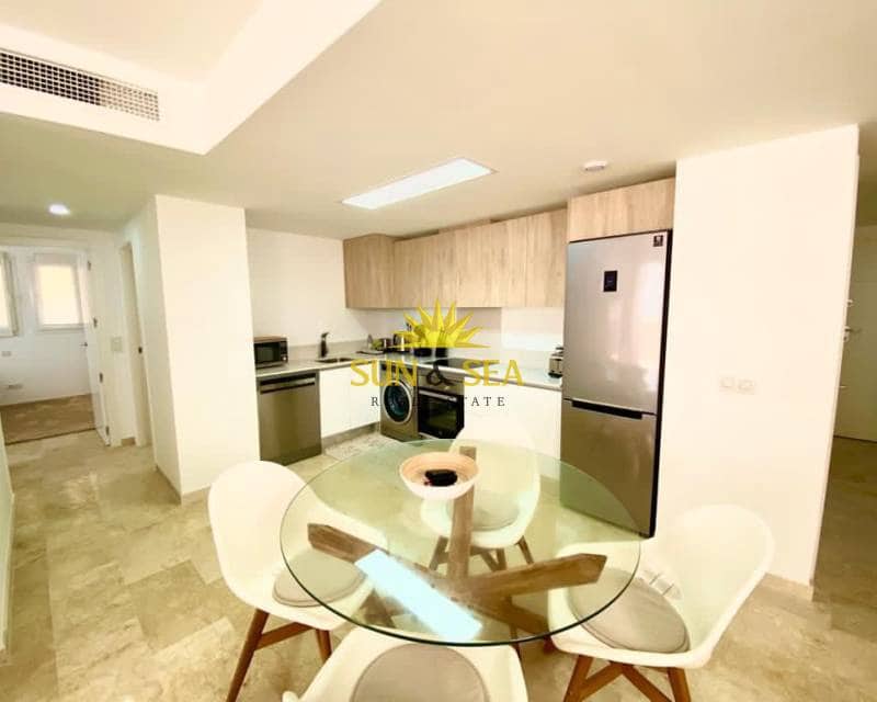 3 soveværelse Lejlighed til leje i Punta Prima med swimmingpool garage - € 1.500 (Ref: 9142461)