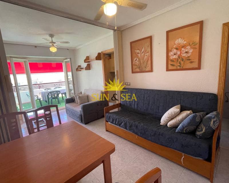 1 soverom Penthouse til leie i Torrevieja med svømmebasseng garasje - € 870 (Ref: 9144262)