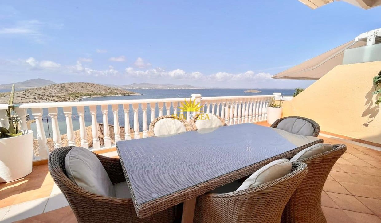 4 bedroom Villa for holiday rental in La Manga del Mar Menor with pool garage - € 2,500 (Ref: 9148567)