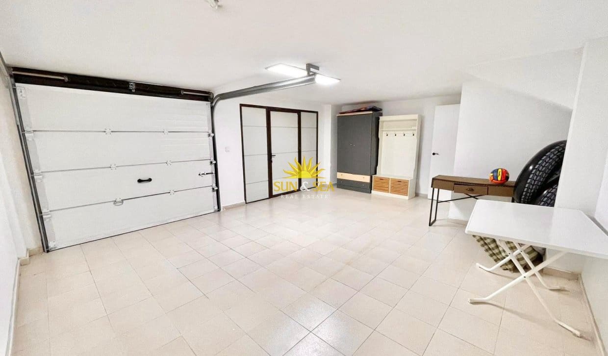 4 bedroom Villa for holiday rental in La Manga del Mar Menor with pool garage - € 2,500 (Ref: 9148567)