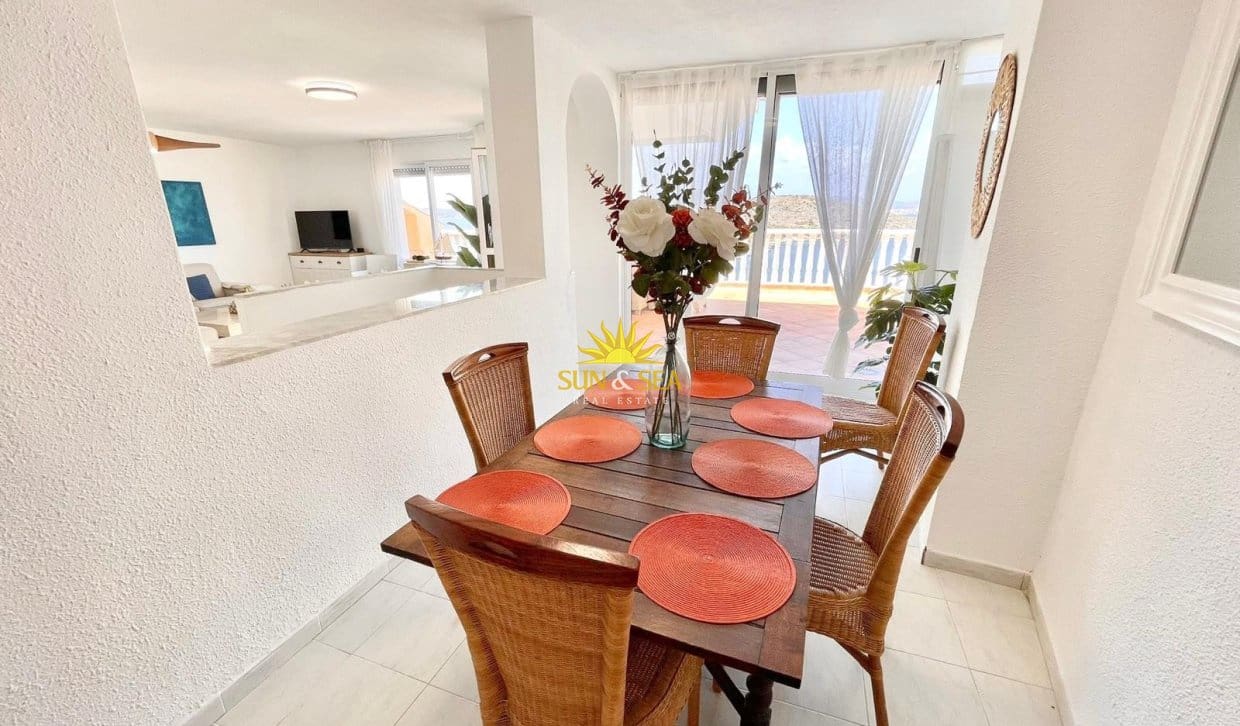 4 bedroom Villa for holiday rental in La Manga del Mar Menor with pool garage - € 2,500 (Ref: 9148567)