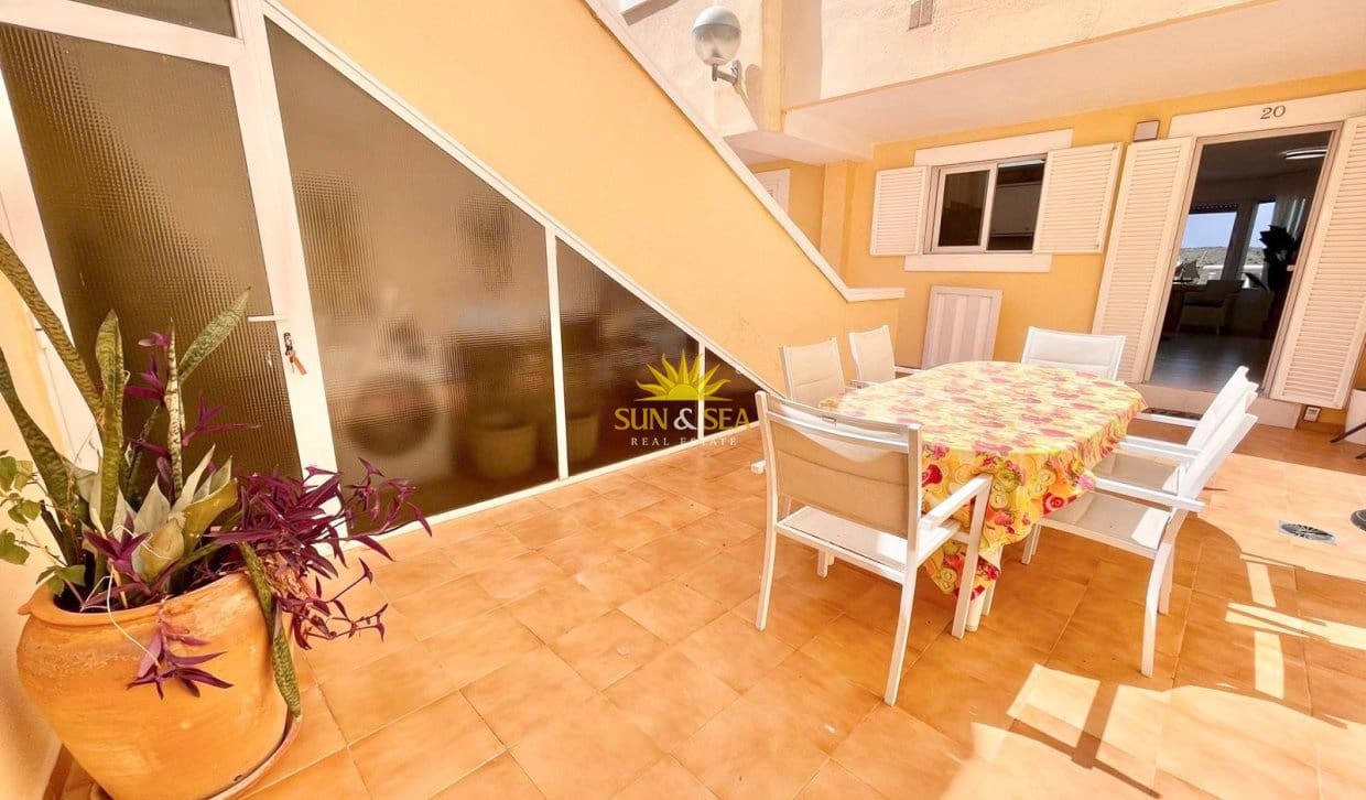 4 bedroom Villa for holiday rental in La Manga del Mar Menor with pool garage - € 2,500 (Ref: 9148567)
