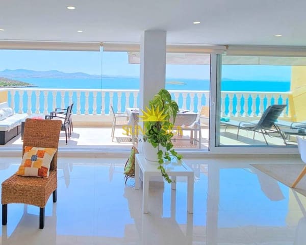 3 bedroom Apartment for holiday rental in La Manga del Mar Menor with pool - € 2,000 (Ref: 9148568)