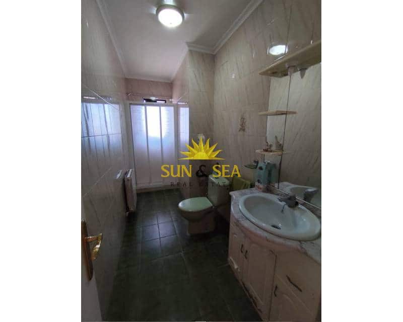 4 bedroom Villa for sale in Torrevieja with garage - € 330,000 (Ref: 9150738)