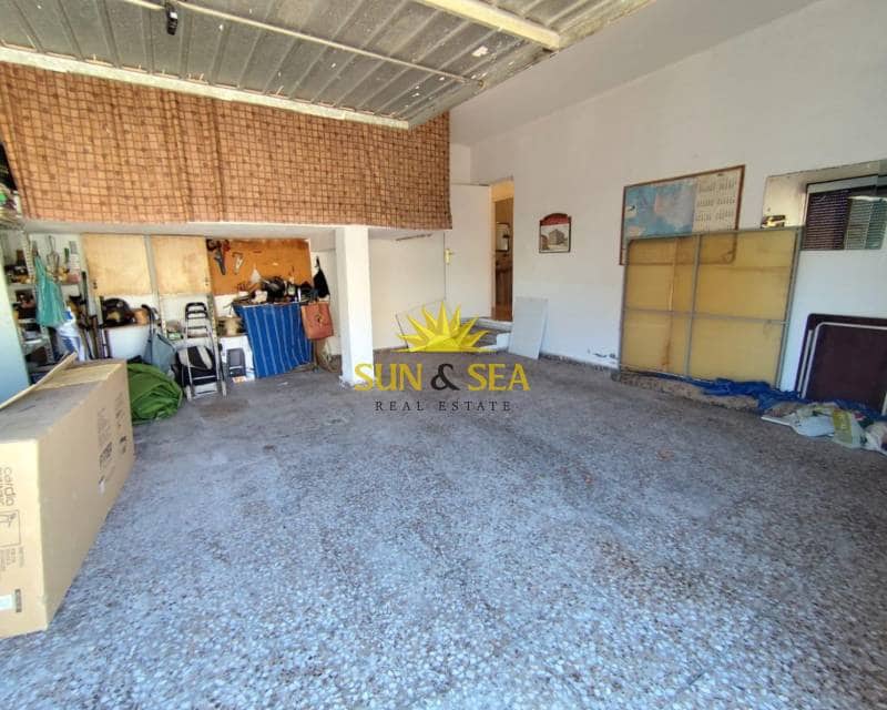 4 bedroom Villa for sale in Torrevieja with garage - € 330,000 (Ref: 9150738)