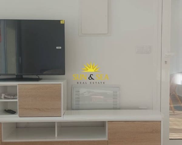 3 bedroom Apartment for rent in La Manga del Mar Menor with pool - € 650 (Ref: 9150744)