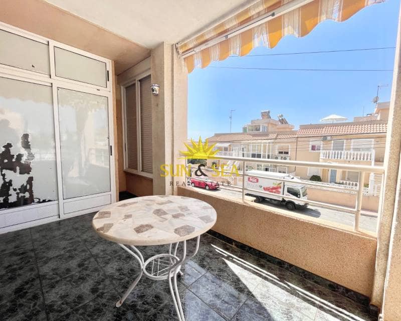 2 bedroom Apartment for rent in Torrevieja with pool garage - € 700 (Ref: 9151562)