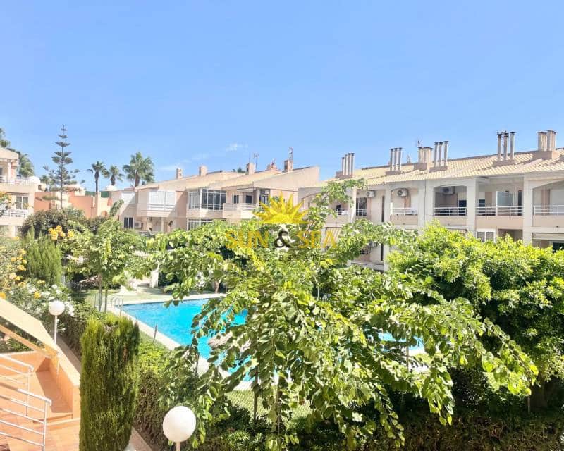 2 bedroom Apartment for rent in Torrevieja with pool garage - € 700 (Ref: 9151562)