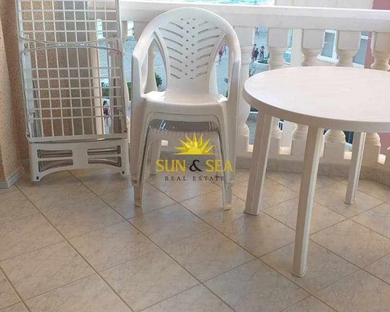 1 soveværelse Lejlighed til leje i La Manga del Mar Menor med swimmingpool - € 550 (Ref: 9153108)