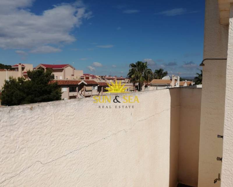 2 soveværelse Villa til leje i Gran Alacant med swimmingpool - € 760 (Ref: 9159100)