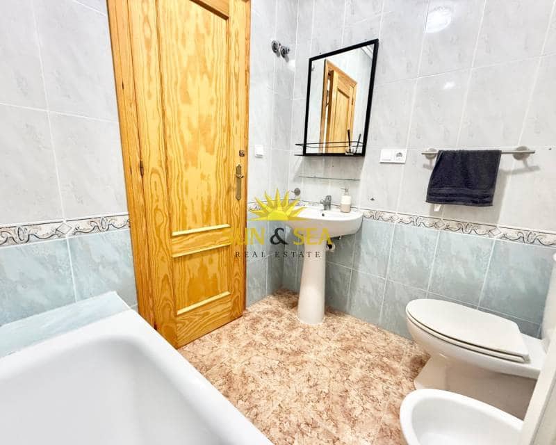 Chalet de 2 habitaciones en Gran Alacant en alquiler con piscina - 760 € (Ref: 9159100)