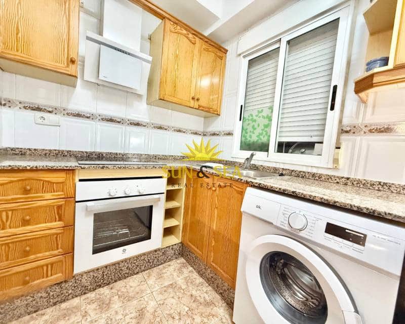 Chalet de 2 habitaciones en Gran Alacant en alquiler con piscina - 760 € (Ref: 9159100)