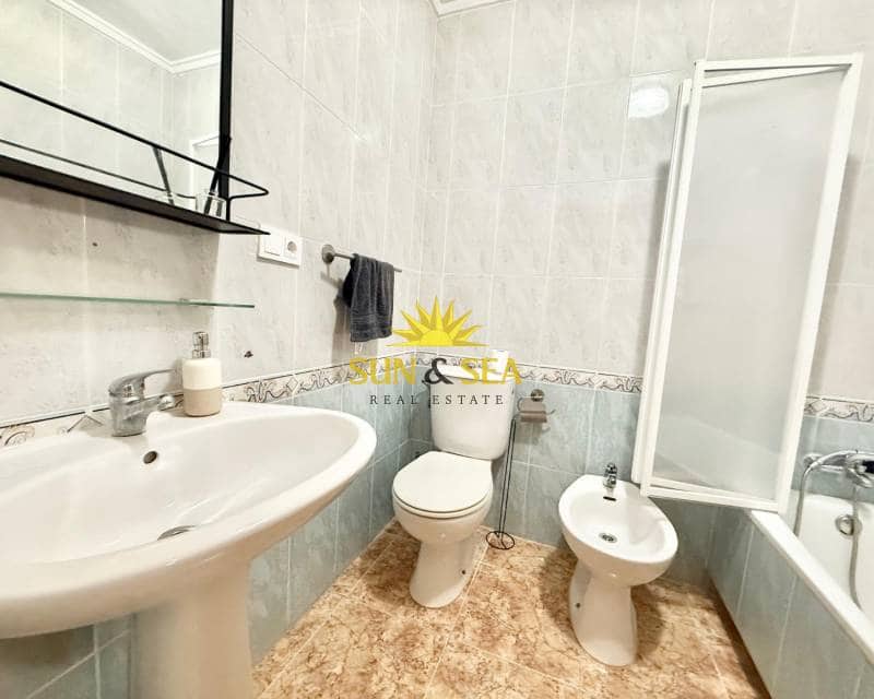 Chalet de 2 habitaciones en Gran Alacant en alquiler con piscina - 760 € (Ref: 9159100)