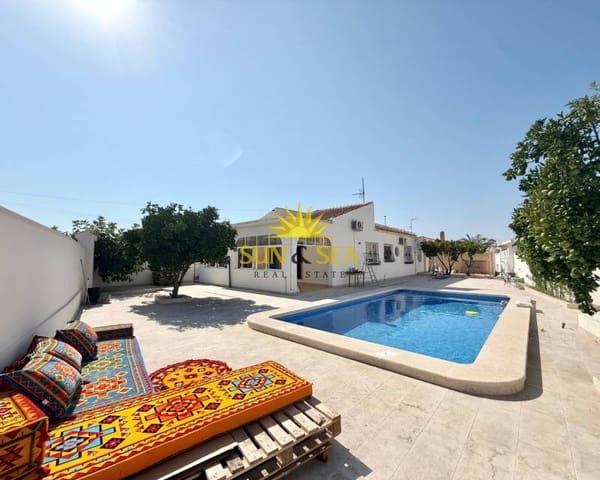 3 soveværelse Villa til leje i El Chaparral, Torrevieja med swimmingpool - € 1.700 (Ref: 9159988)
