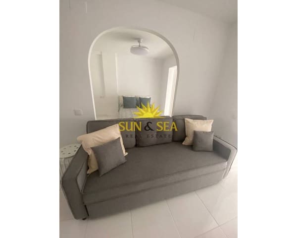 1 slaapkamer Appartement te huur in La Veleta, Torrevieja - € 800 (Ref: 9161579)