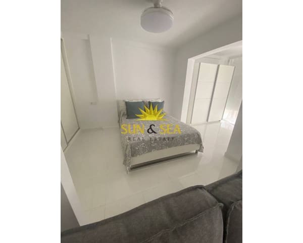 1 slaapkamer Appartement te huur in La Veleta, Torrevieja - € 800 (Ref: 9161579)