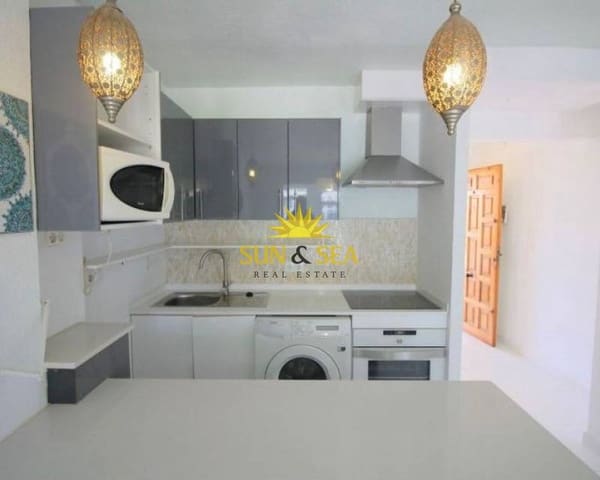 1 slaapkamer Appartement te huur in La Veleta, Torrevieja - € 800 (Ref: 9161579)