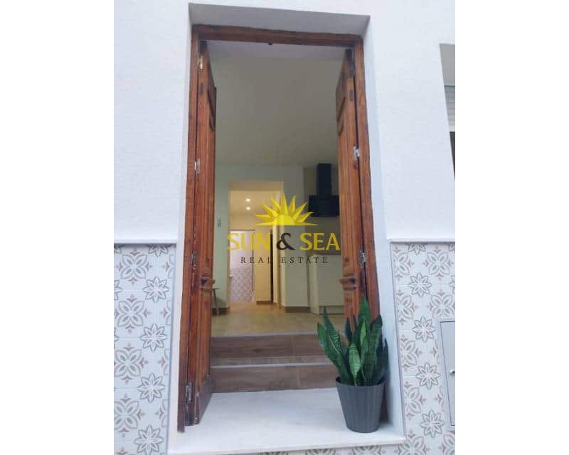 2 bedroom Apartment for rent in Guardamar del Segura - € 1,050 (Ref: 9164842)