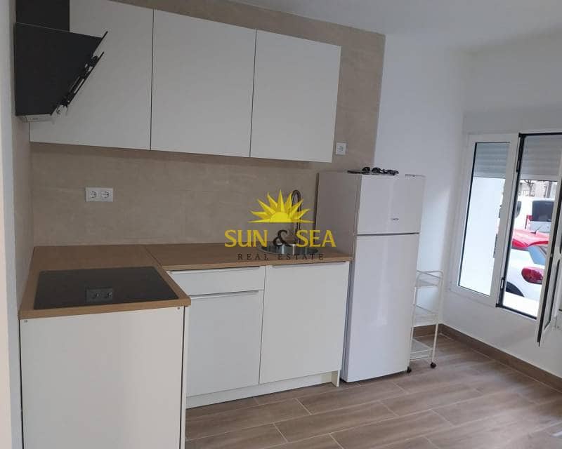 2 bedroom Apartment for rent in Guardamar del Segura - € 1,050 (Ref: 9164842)