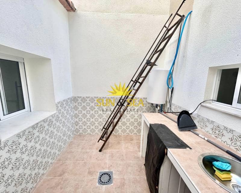 2 soveværelse Lejlighed til leje i Guardamar del Segura - € 900 (Ref: 9164842)