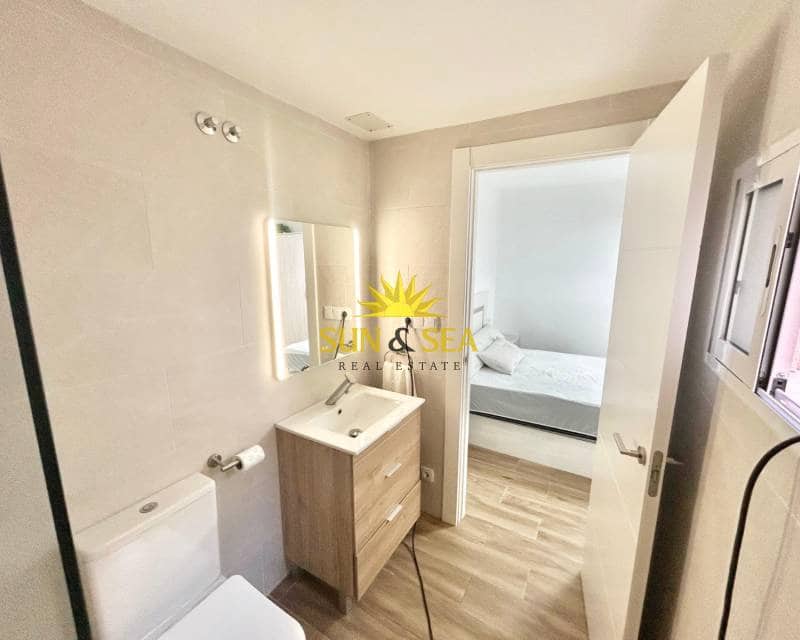 2 soveværelse Lejlighed til leje i Guardamar del Segura - € 900 (Ref: 9164842)