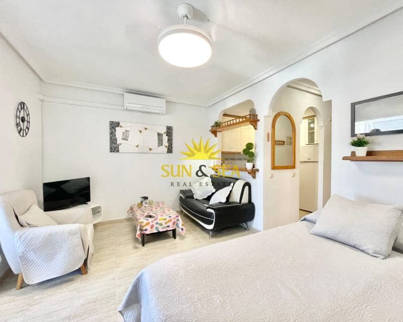 1 soveværelse Studio til leje i La Mata med swimmingpool - € 650 (Ref: 9165396)