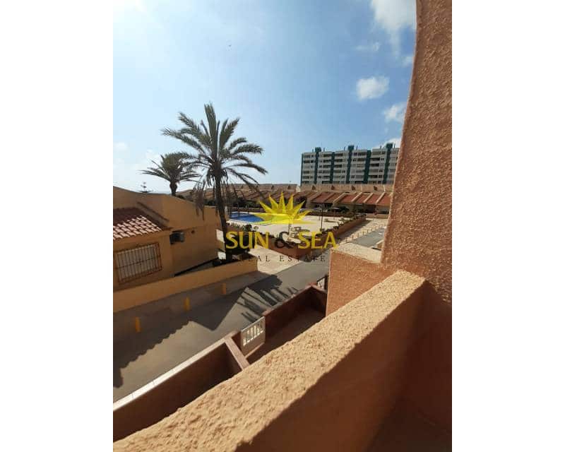 2 Zimmer Villa zu vermieten in La Manga del Mar Menor mit Pool Garage - 870 € (Ref: 9170727)