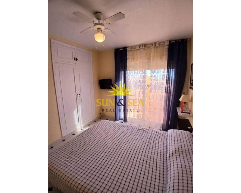 2 Zimmer Villa zu vermieten in La Manga del Mar Menor mit Pool Garage - 870 € (Ref: 9170727)