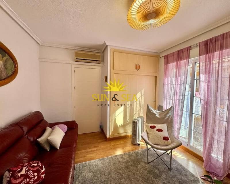 4 bedroom Villa for rent in Los Urrutias - € 1,000 (Ref: 9170832)