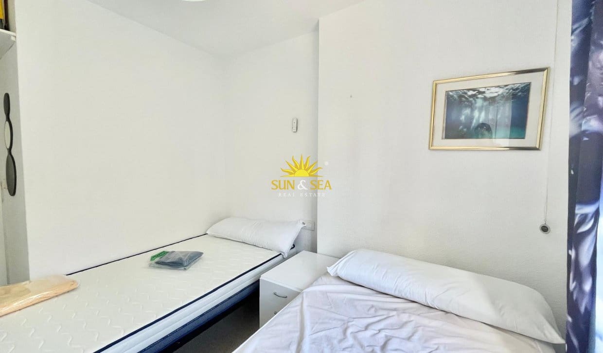 2 sovrum Lägenhet för semesterbostäder i La Manga del Mar Menor med pool - 650 € (Ref: 9170833)