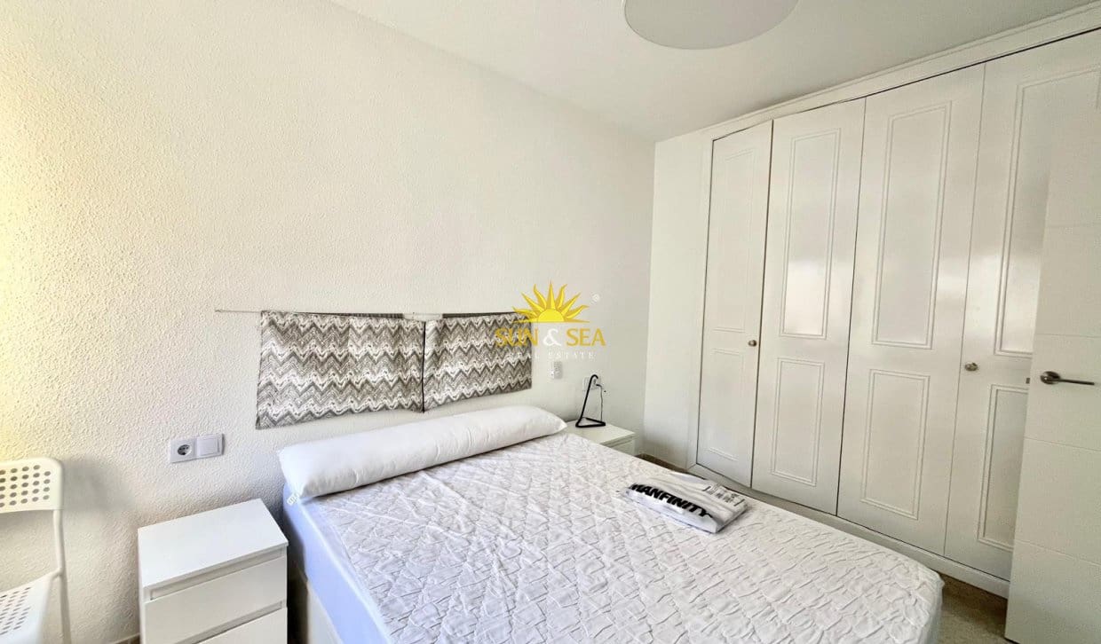 2 sovrum Lägenhet för semesterbostäder i La Manga del Mar Menor med pool - 650 € (Ref: 9170833)