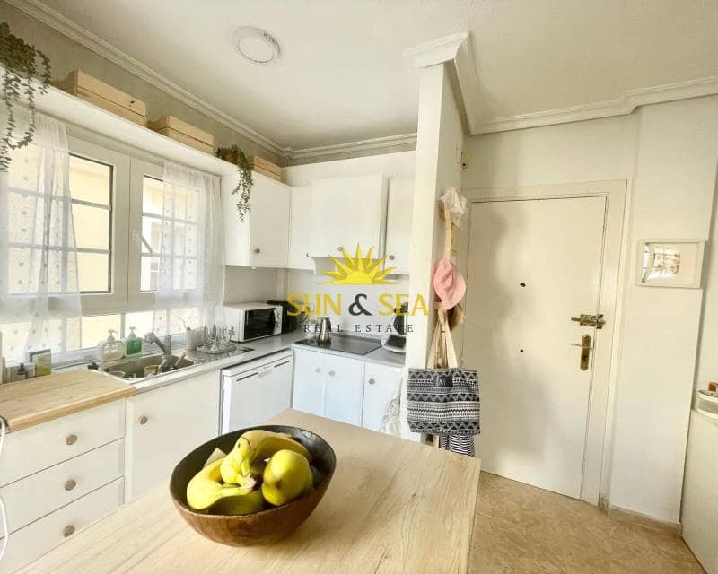 2 soveværelse Penthouse til leje i Torre de la Horadada - € 700 (Ref: 9172472)