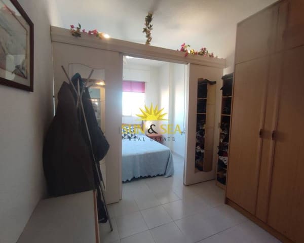1 soveværelse Lejlighed til leje i La Manga del Mar Menor med swimmingpool - € 500 (Ref: 9175914)