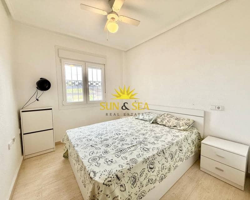 Appartement de 2 chambres à louer à San Fulgencio avec piscine - 750 € (Ref: 9181992)