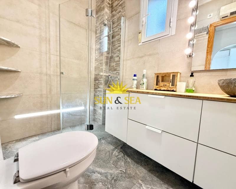 Appartement de 2 chambres à louer à San Fulgencio avec piscine - 750 € (Ref: 9181992)