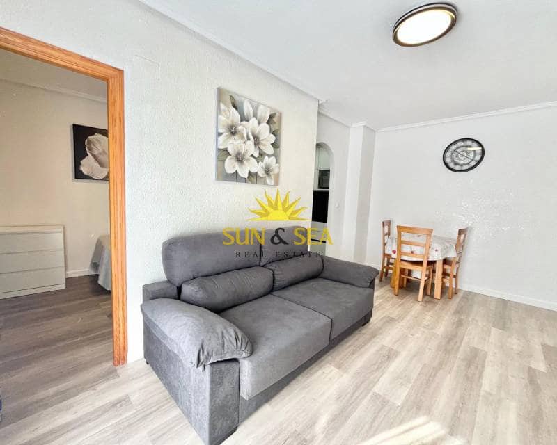 2 soverom Leilighet til leie i Torrevieja - € 800 (Ref: 9184740)