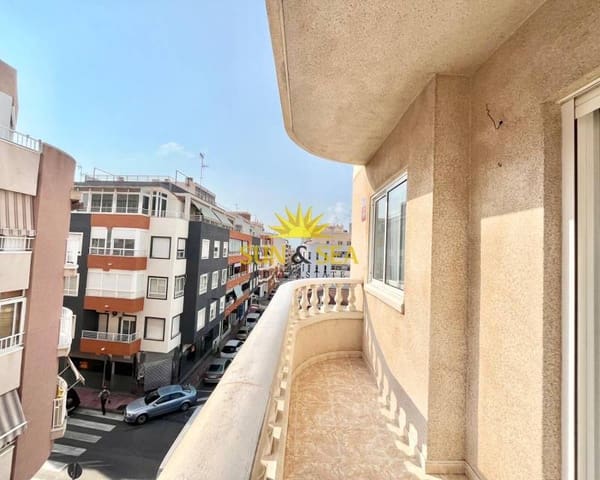 2 soverom Leilighet til leie i Las Piscinas Naturales, Torrevieja - € 800 (Ref: 9184740)