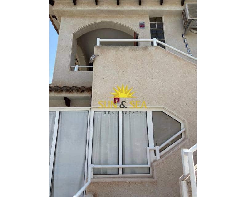 2 soveværelse Byhus til salg i Punta Prima med swimmingpool - € 170.000 (Ref: 9184907)