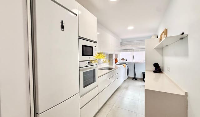 Appartement de 3 chambres à louer à Santiago de la Ribera, San Javier avec piscine garage - 850 € (Ref: 9185836)