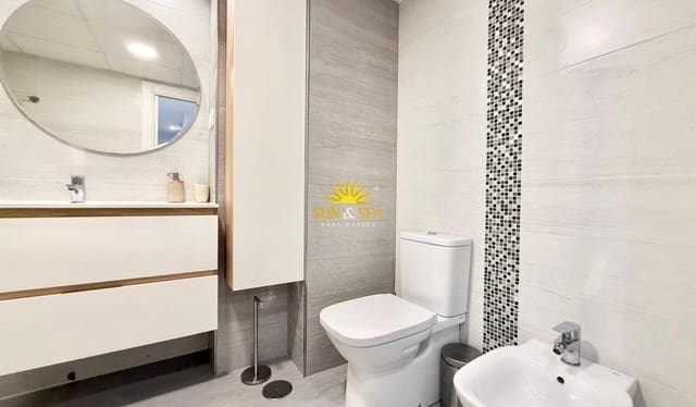 Appartement de 3 chambres à louer à Santiago de la Ribera, San Javier avec piscine garage - 850 € (Ref: 9185836)