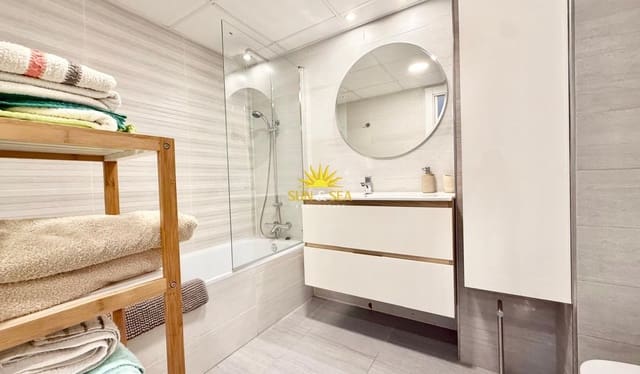 Appartement de 3 chambres à louer à Santiago de la Ribera, San Javier avec piscine garage - 850 € (Ref: 9185836)