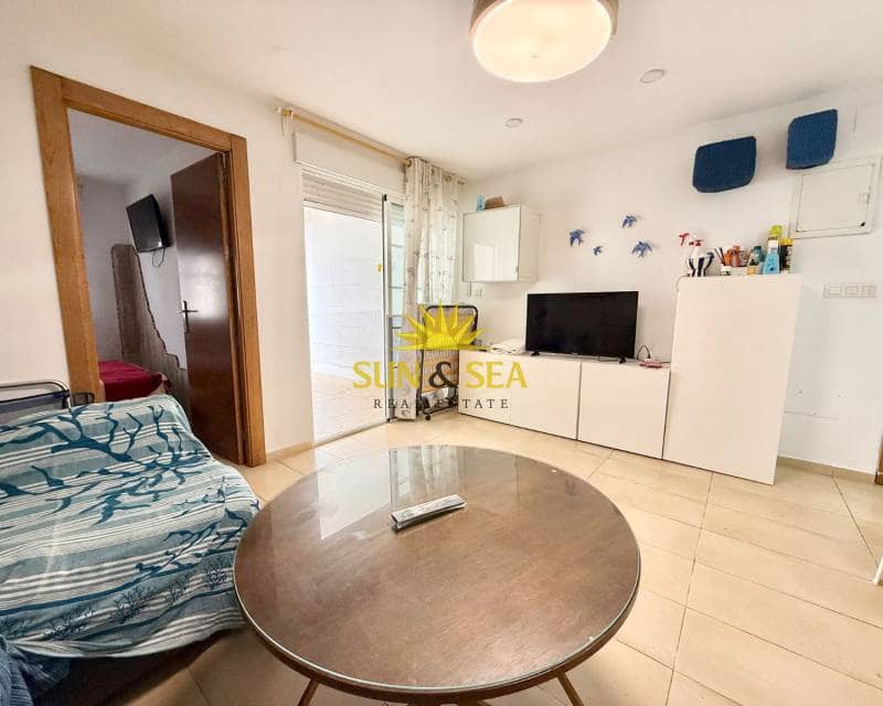 Estudio de 1 habitación en La Manga del Mar Menor en alquiler con piscina - 550 € (Ref: 9186150)