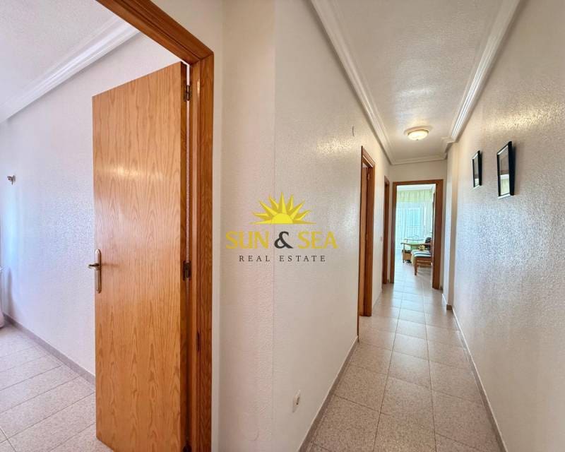 2 makuuhuone Huoneisto vuokrattavana paikassa Torrevieja - 650 € (Ref: 9187276)