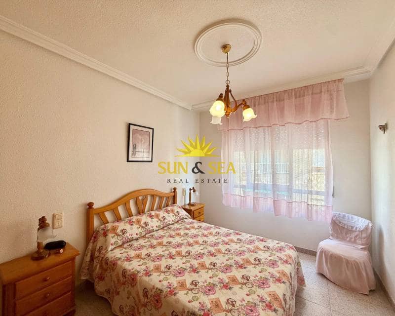 2 makuuhuone Huoneisto vuokrattavana paikassa Torrevieja - 650 € (Ref: 9187276)