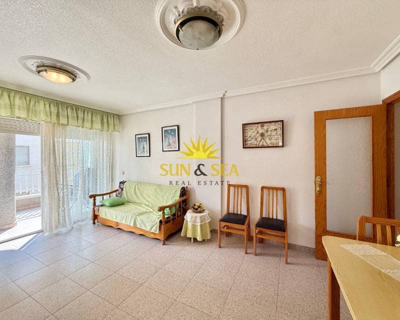 2 makuuhuone Huoneisto vuokrattavana paikassa Torrevieja - 650 € (Ref: 9187276)